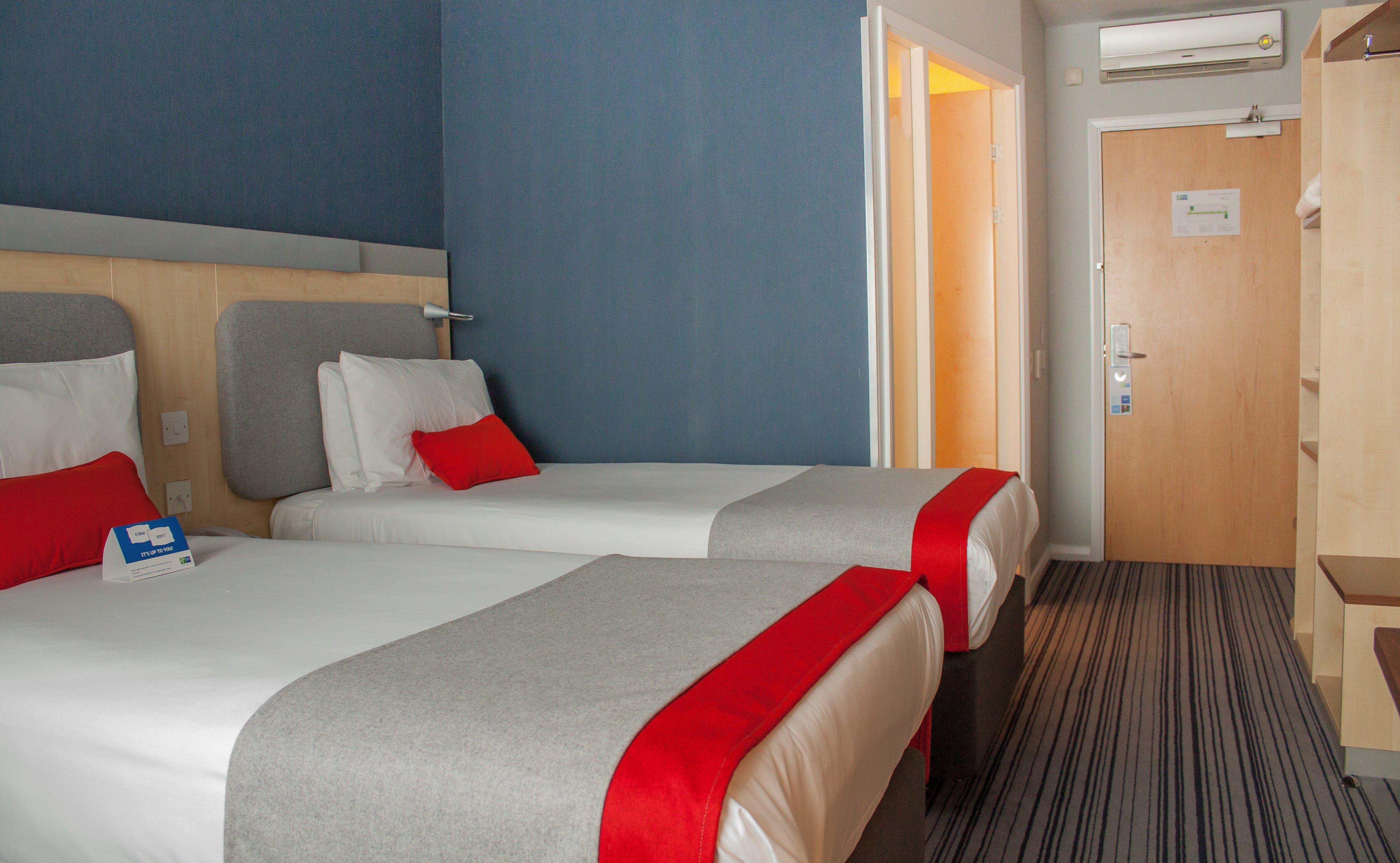 Holiday Inn Express Slough Exteriör bild